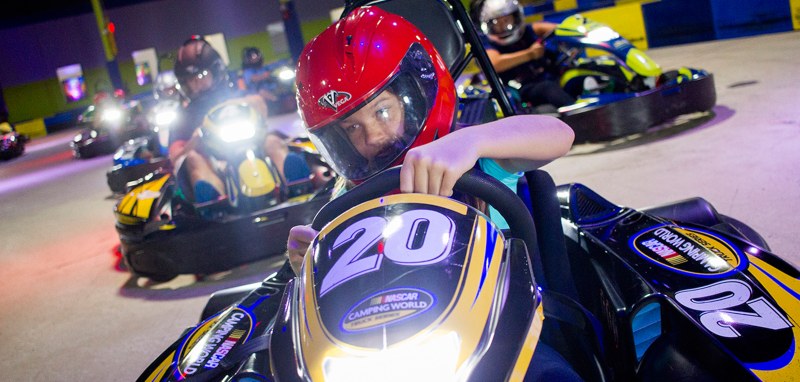 Kart da NASCAR em Orlando: Conheça o I-Drive NASCAR Indoor Kart Racing