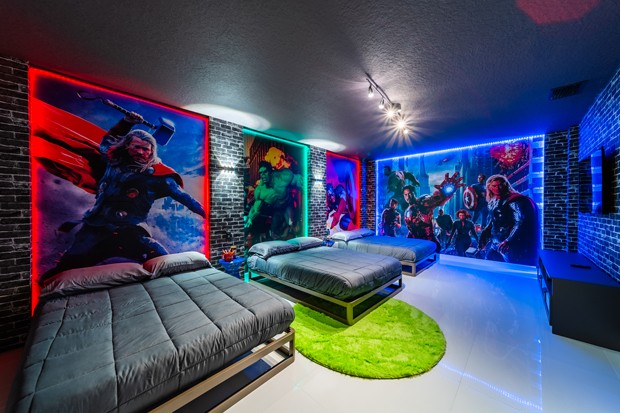 Quarto temático da casa do Hulk na Flórida