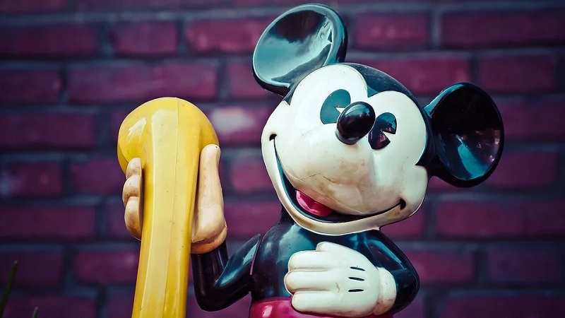 Mais de 700 Mickeys escondidos ou distribuidos pela Disney